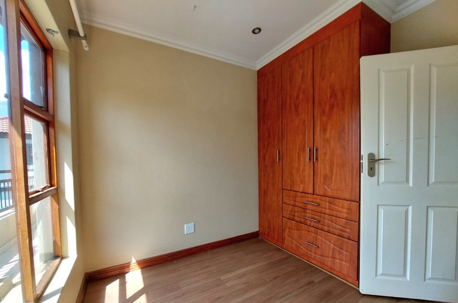 3 Bedroom Property for Sale in Gateway Manor North West